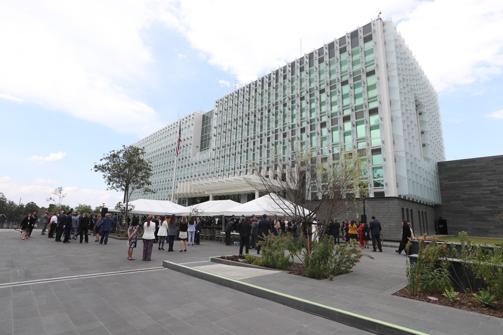 Vista de la nueva sede de la Embajada de EE. UU. en Guatemala, ubicada en Boulevard Austriaco, zona 16, junto a Explanada Cayalá. (Foto, Prensa Libre: María René Barrientos)